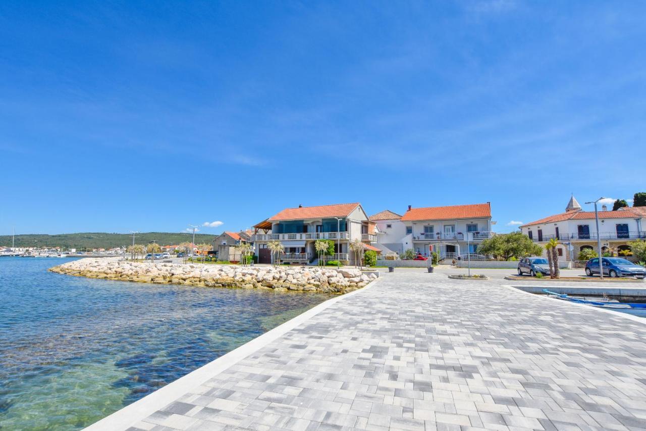 Apartments Marica Sukošan Eksteriør bilde