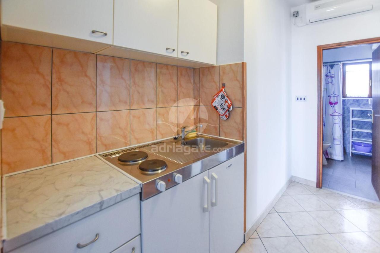 Apartments Marica Sukošan Eksteriør bilde